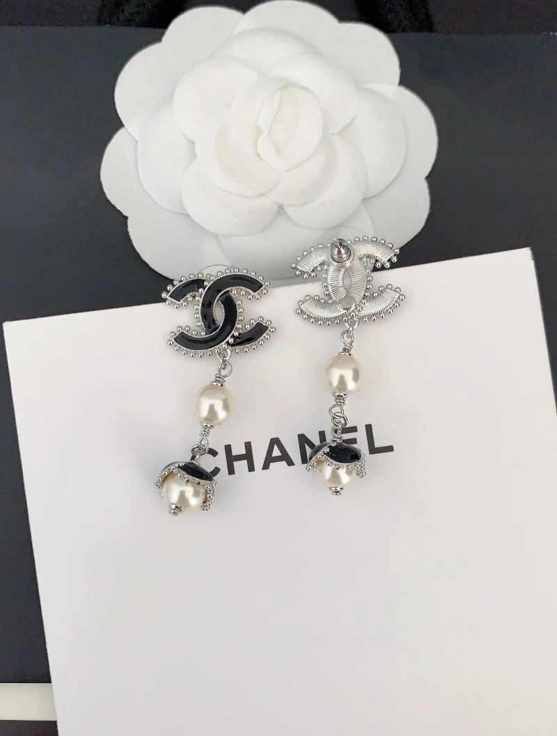 Comfortable Chxnxl Earrings 291181