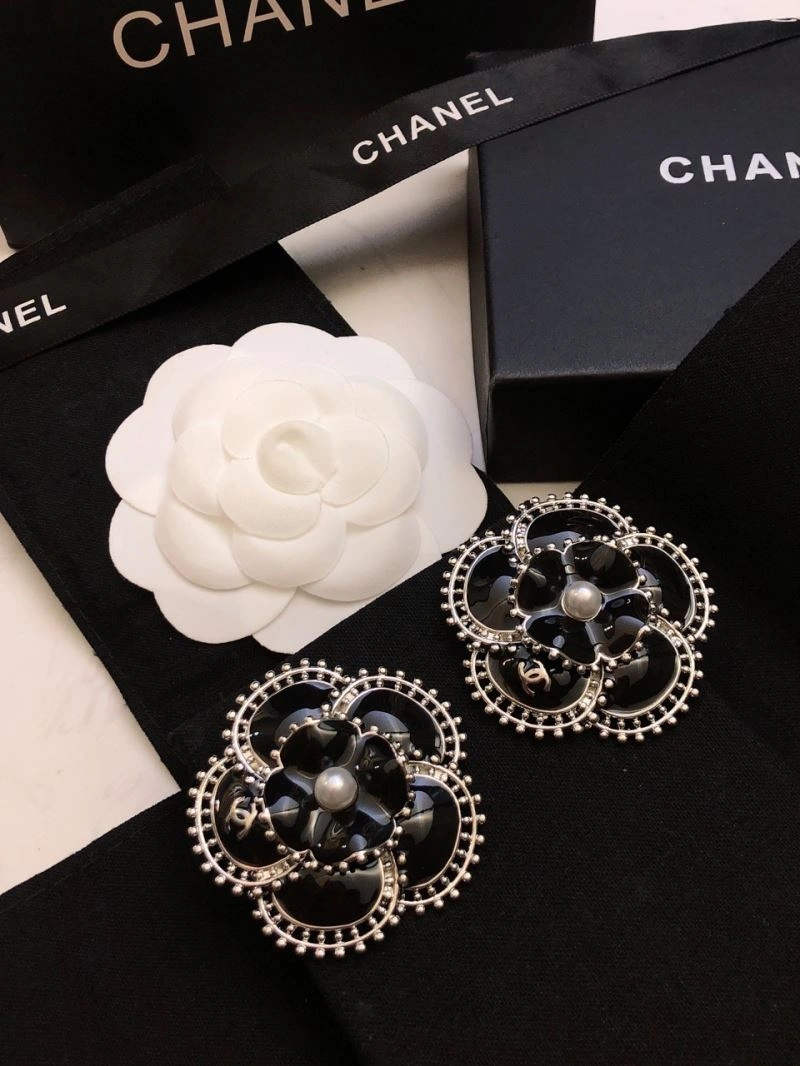 Trendsetting Chxnxl Earrings 291170