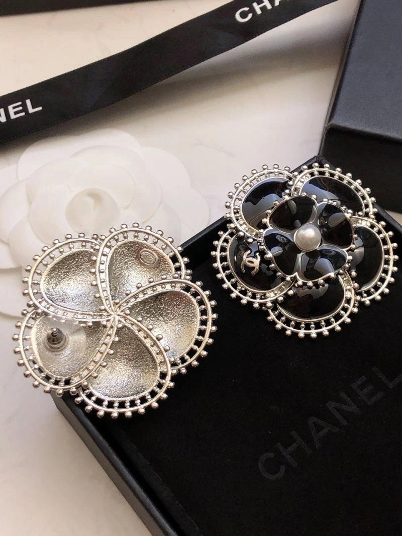 Trendsetting Chxnxl Earrings 291170