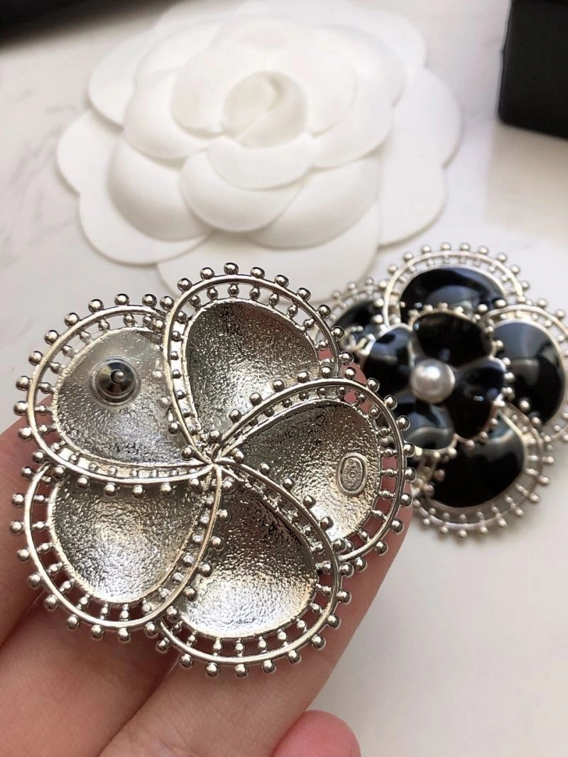 Trendsetting Chxnxl Earrings 291170