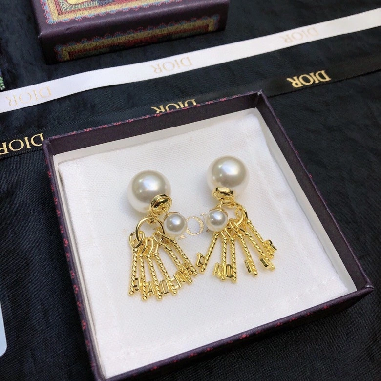 Christian Dxxr Earrings EyeCatching 295283