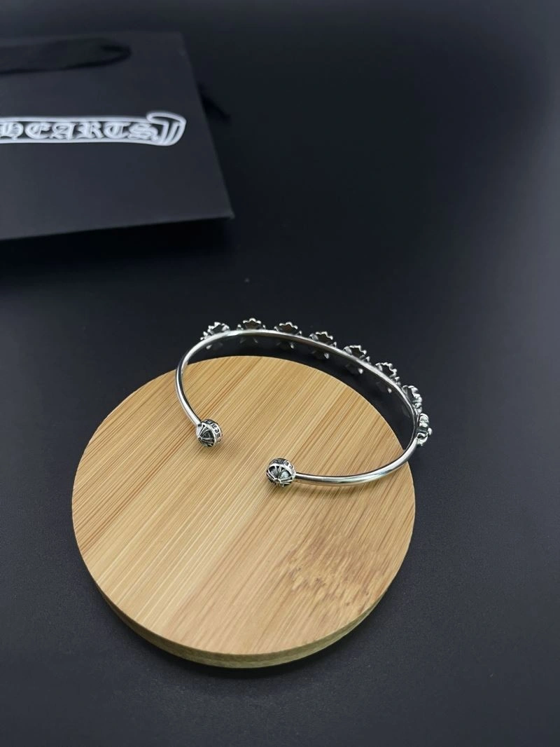 Reliable Chrxmx Hxxrts Bracelets 301382
