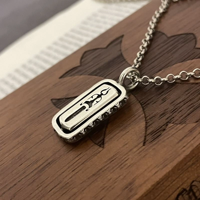 Bold Chrxmx Hxxrts Necklaces 300637