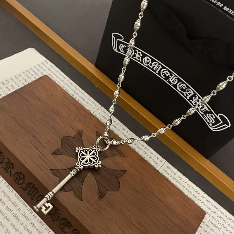 Comfortable Chrxmx Hxxrts Necklaces 300655