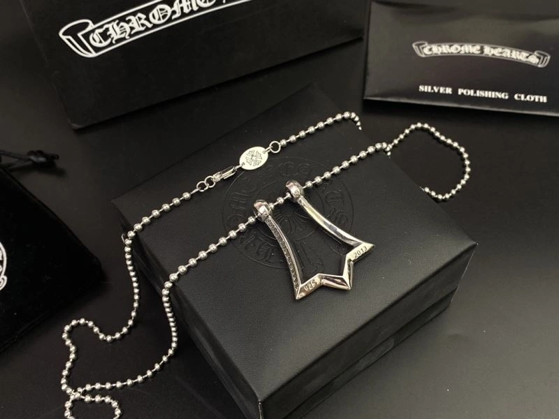 Chrxmx Hxxrts Necklaces Functional 300641