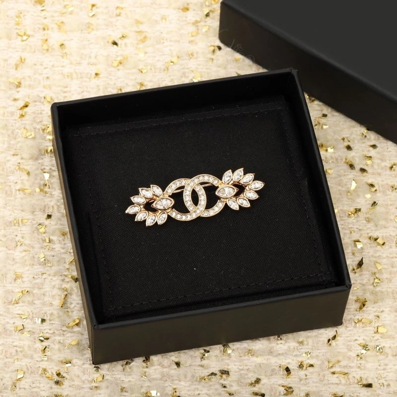 Chxnxl Brooches Cozy 292454