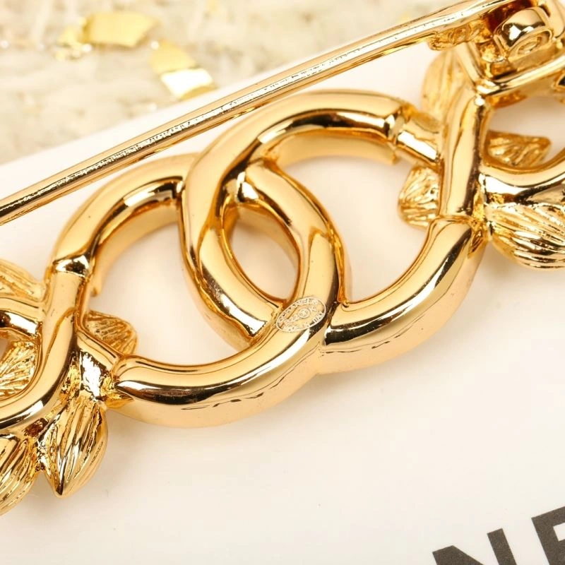 Chxnxl Brooches Cozy 292454