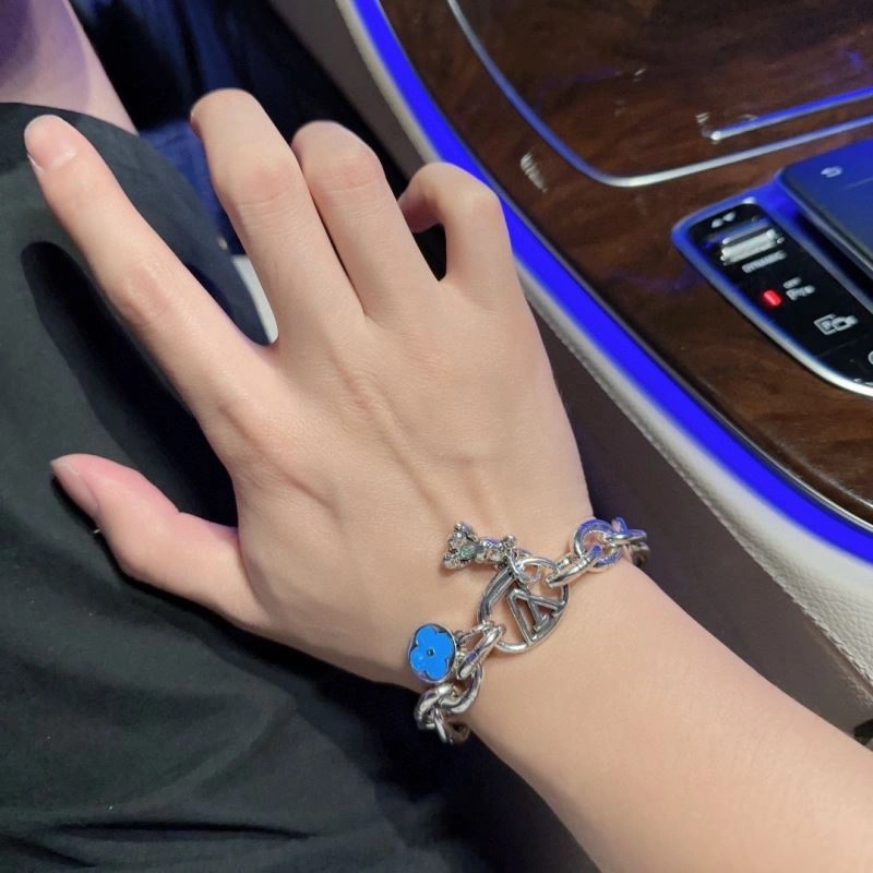 Comfortable LX Bracelets 311853