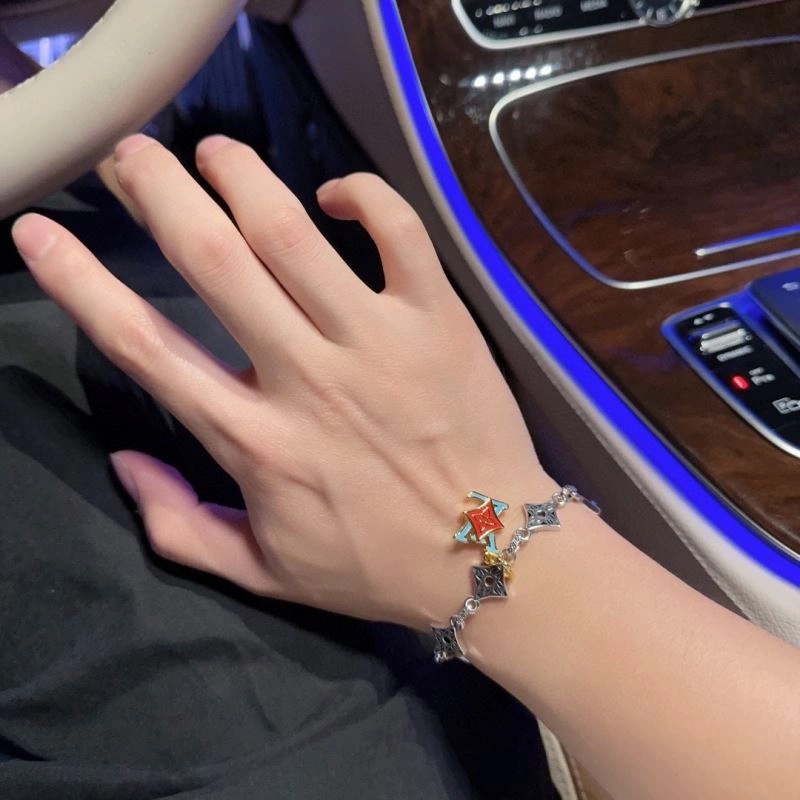 EyeCatching LX Bracelets 311887