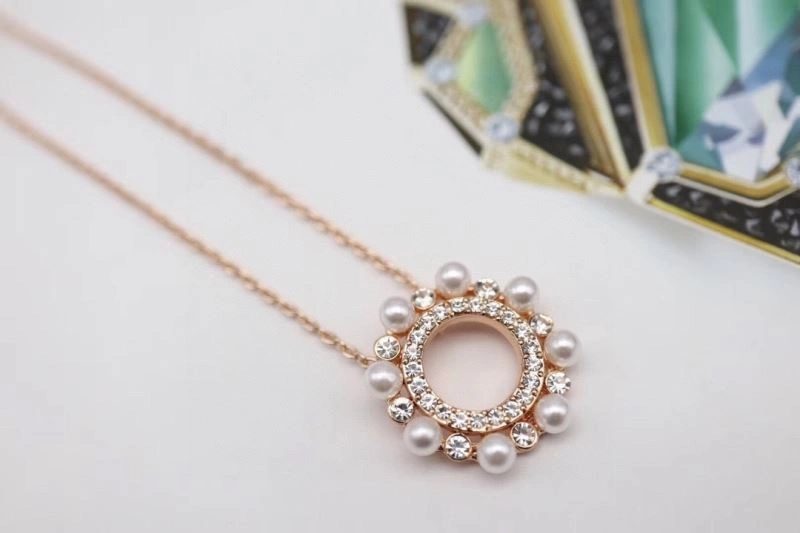 Swxrxvski Necklaces Timeless 315193
