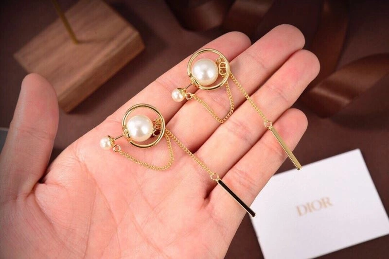 Christian Dxxr Earrings DailyWear 295274