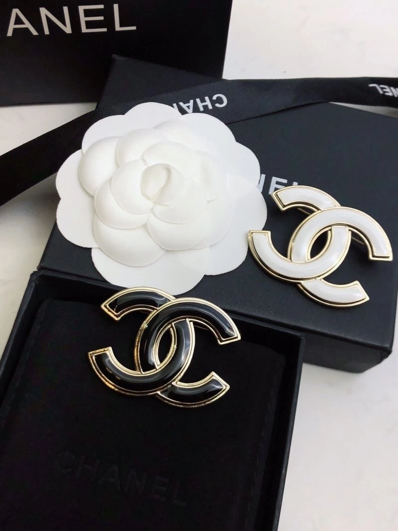 Chxnxl Brooches Soft 292444
