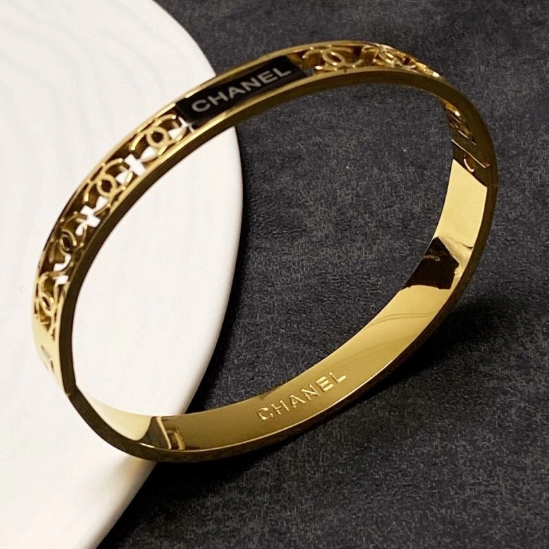 Versatile Chxnxl Bracelets 284082