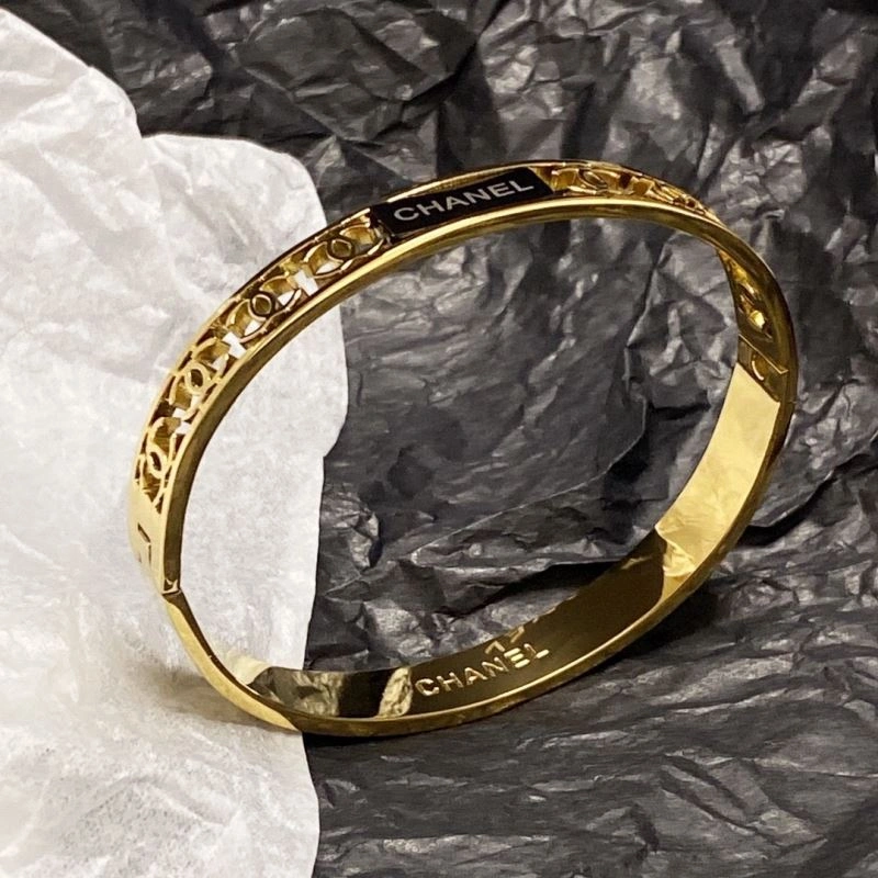 Versatile Chxnxl Bracelets 284082