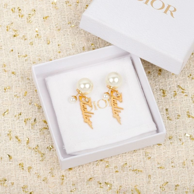 Soft Christian Dxxr Earrings 295273