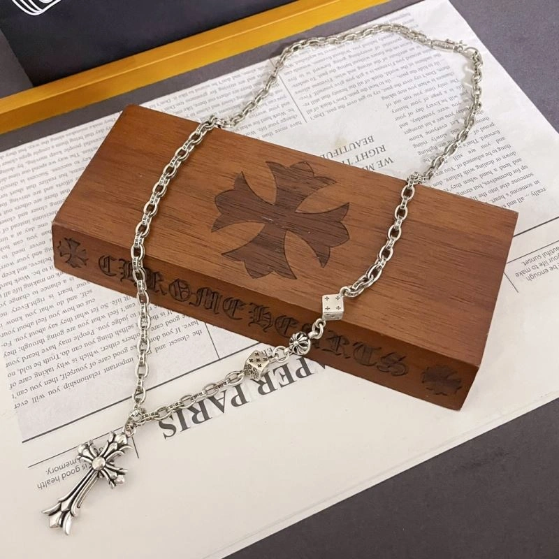 Cozy Chrxmx Hxxrts Necklaces 300629