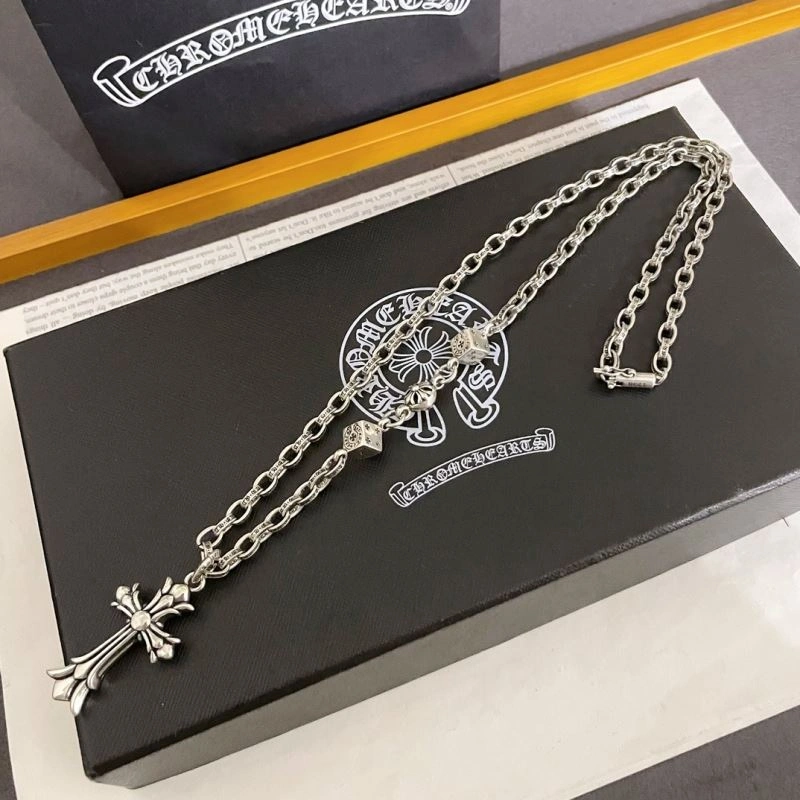 Cozy Chrxmx Hxxrts Necklaces 300629