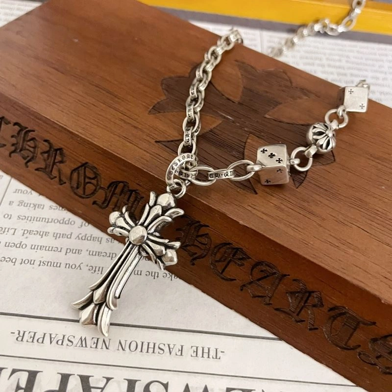Cozy Chrxmx Hxxrts Necklaces 300629