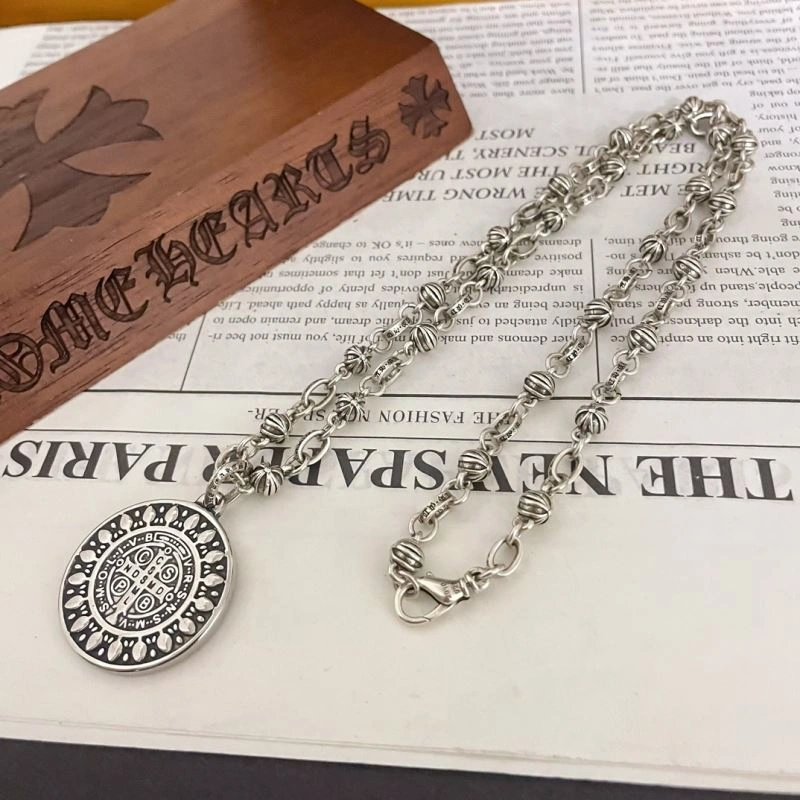 Unique Chrxmx Hxxrts Necklaces 300623