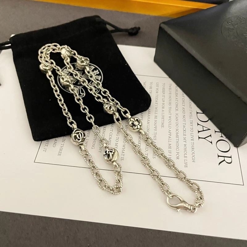 Compact Chrxmx Hxxrts Necklaces 300621