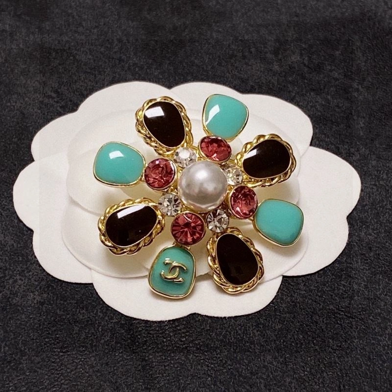 Chxnxl Brooches Cozy 292426