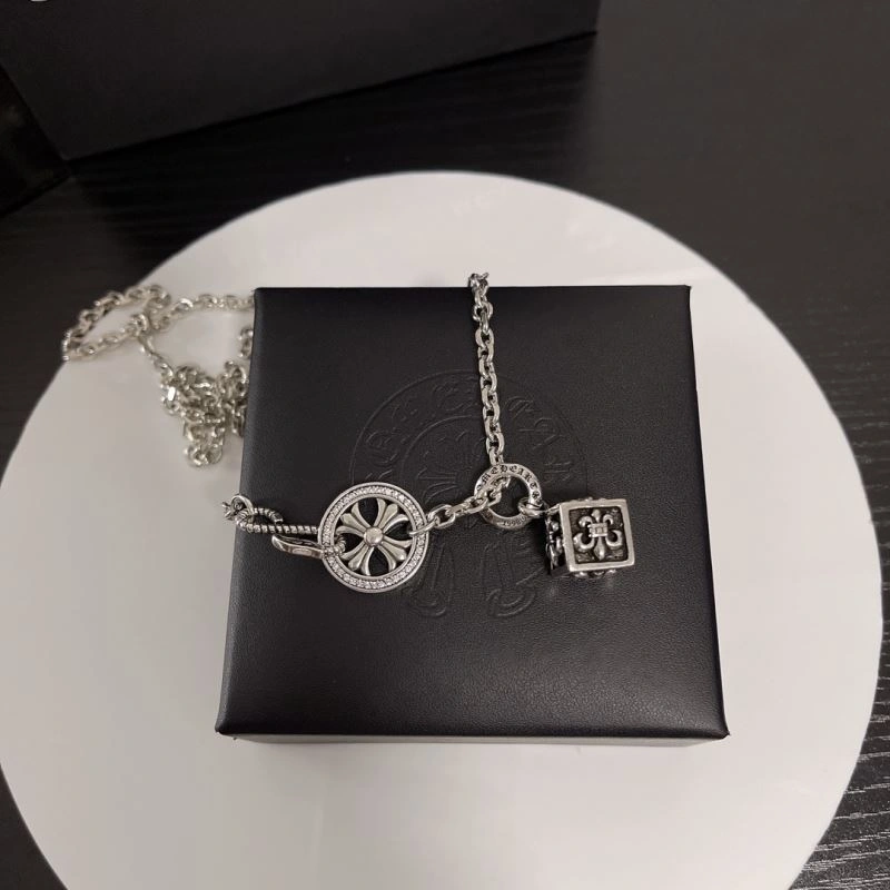 Modern Chrxmx Hxxrts Necklaces 300619