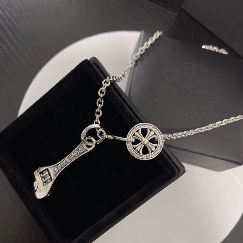 Chrxmx Hxxrts Necklaces Refined 300617