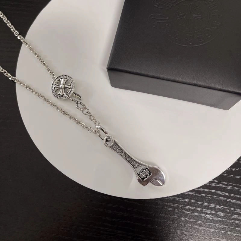 Chrxmx Hxxrts Necklaces Refined 300617