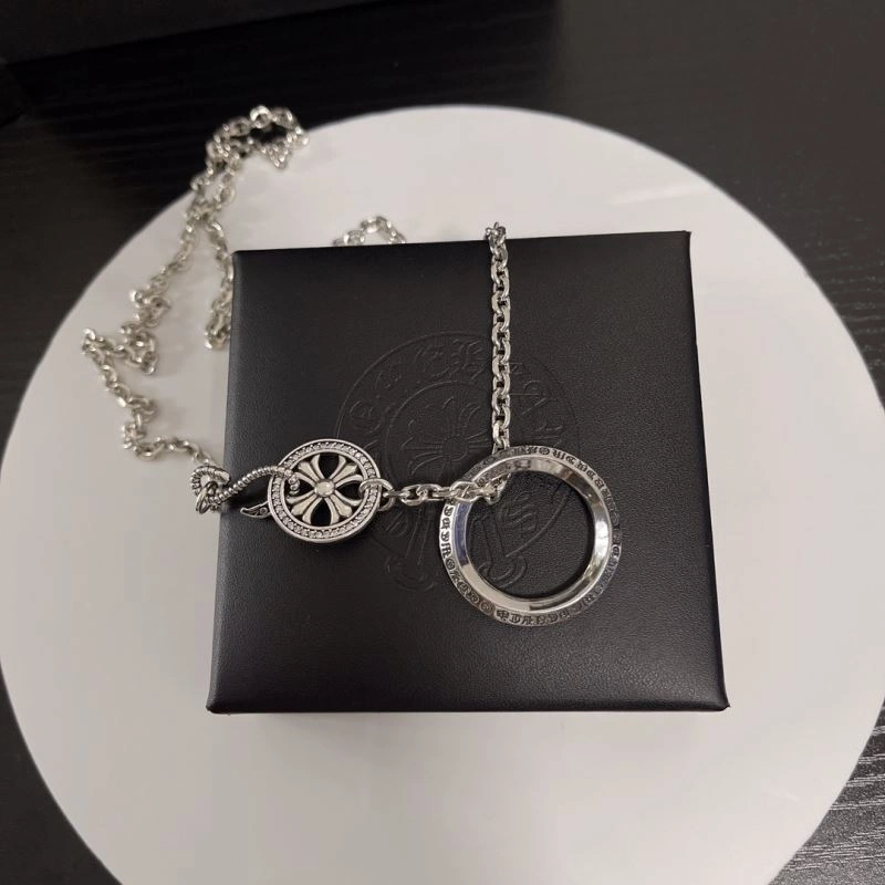 EyeCatching Chrxmx Hxxrts Necklaces 300616