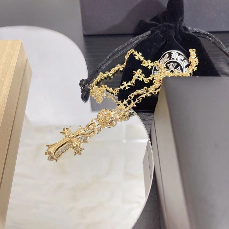 EyeCatching Chrxmx Hxxrts Necklaces 300600