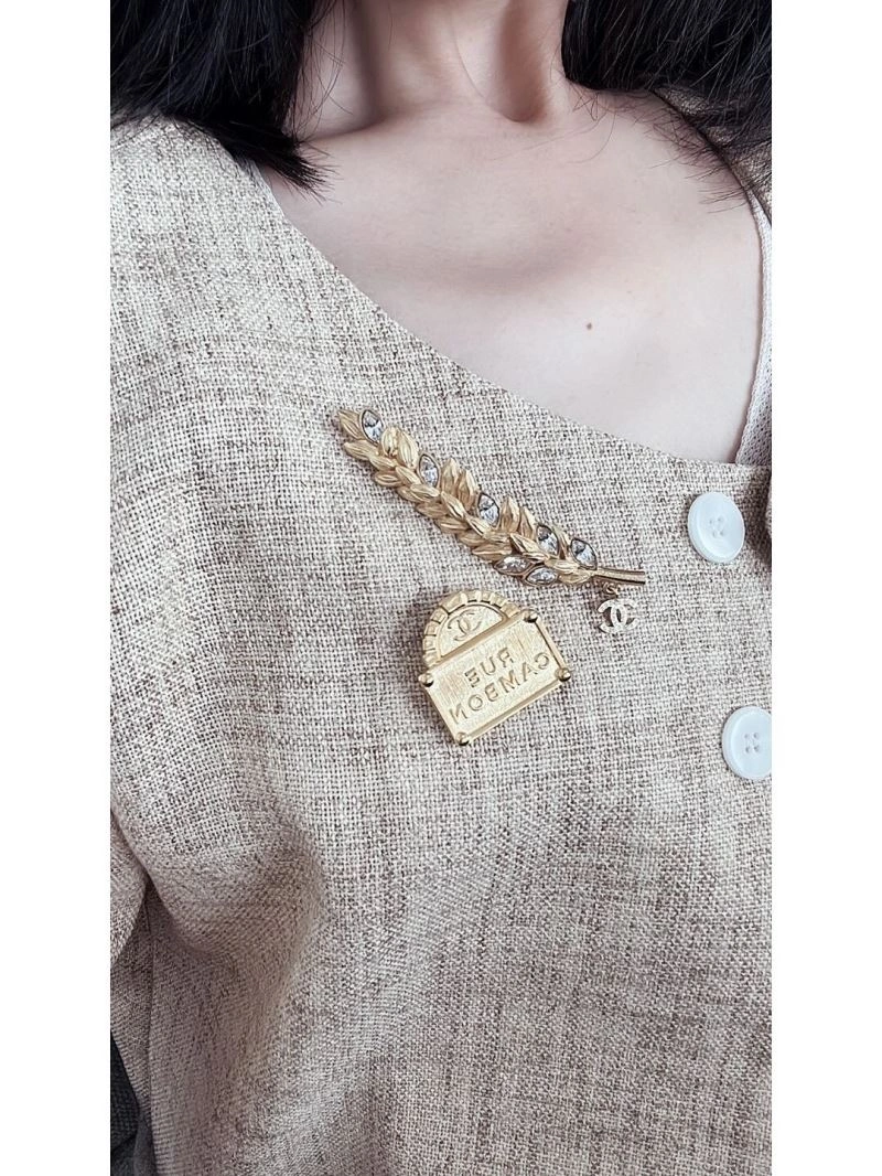 GoAnywhere Chxnxl Brooches 292431