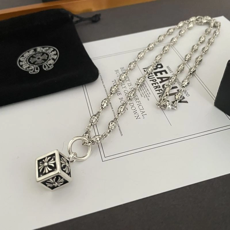 Chrxmx Hxxrts Necklaces DailyWear 300603