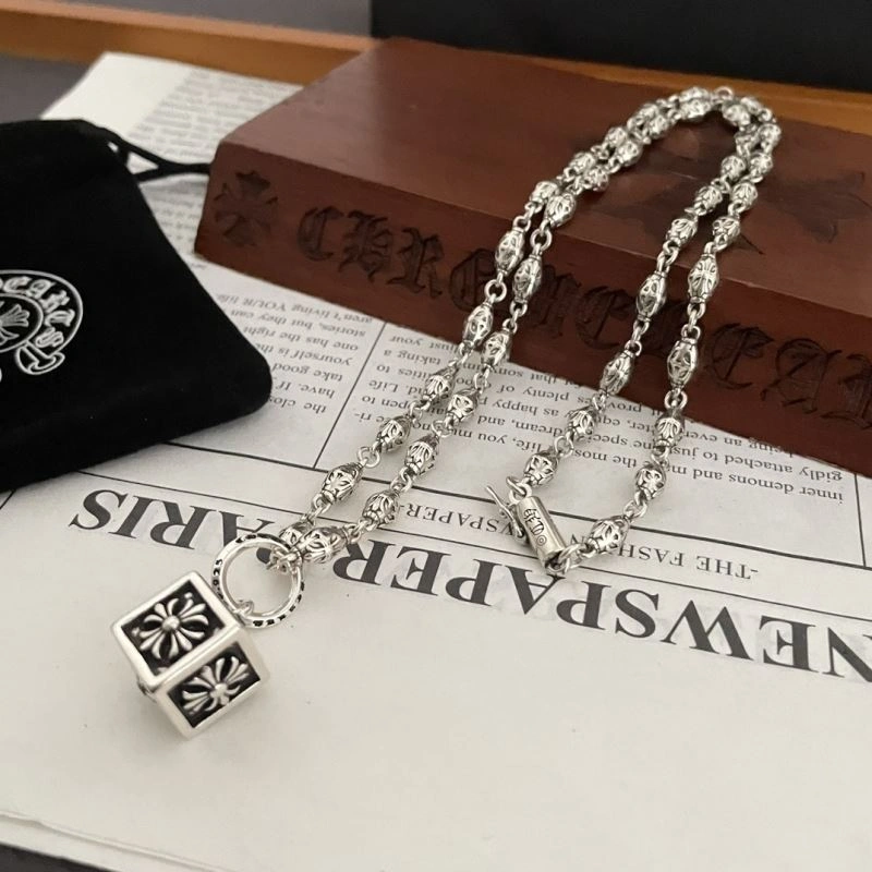 Chrxmx Hxxrts Necklaces DailyWear 300603