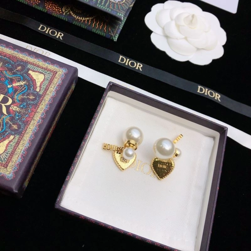 Christian Dxxr Earrings Cozy 295263