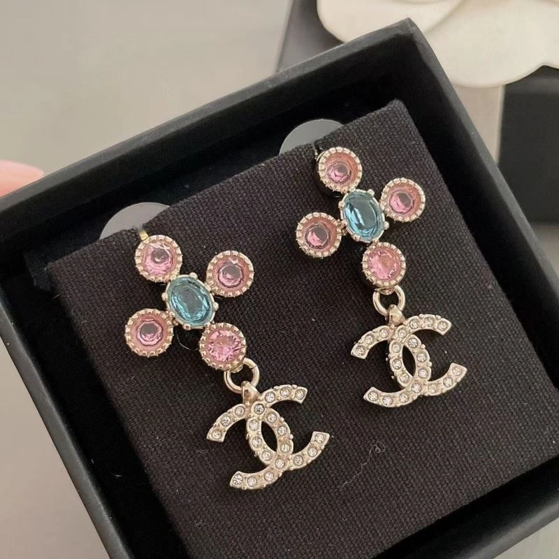 NewStyle Chxnxl Brooches 292418