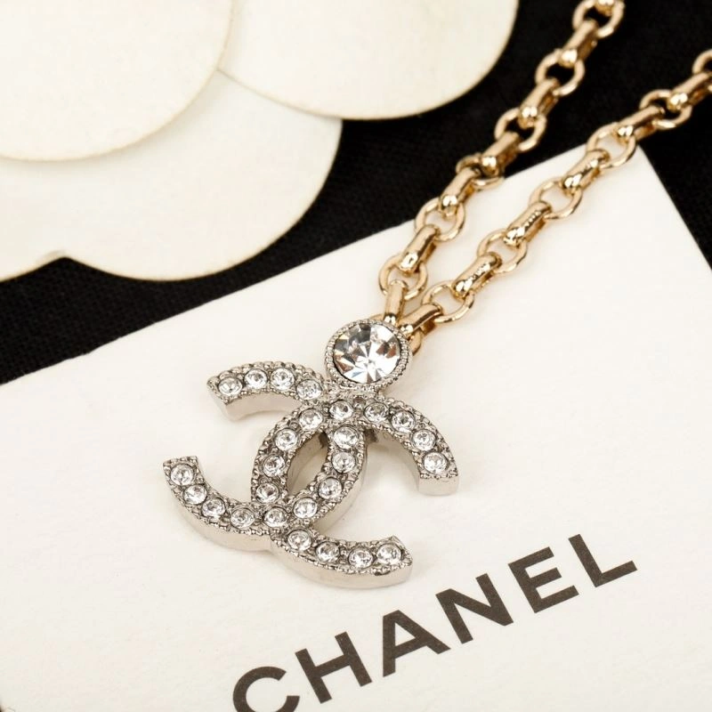 Chxnxl Brooches Timeless 292405