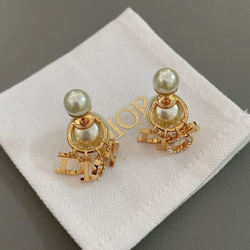 Christian Dxxr Earrings Lightweight 295259