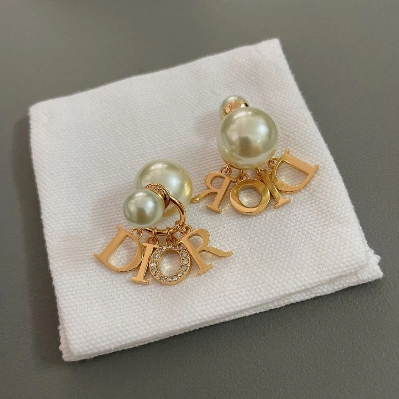 Christian Dxxr Earrings Lightweight 295259