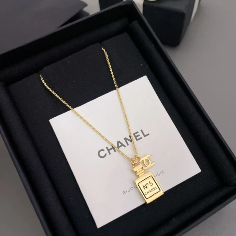 Chxnxl Brooches Soft 292404