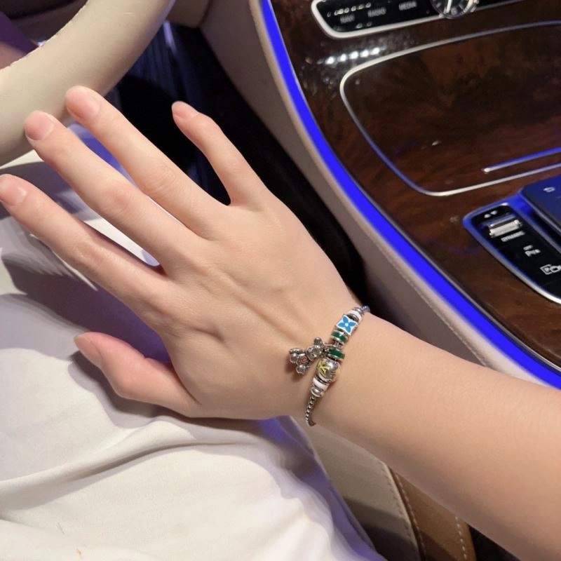 LX Bracelets Stylish 311818