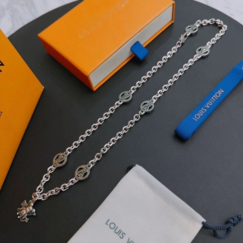 EyeCatching LX Necklaces 311405