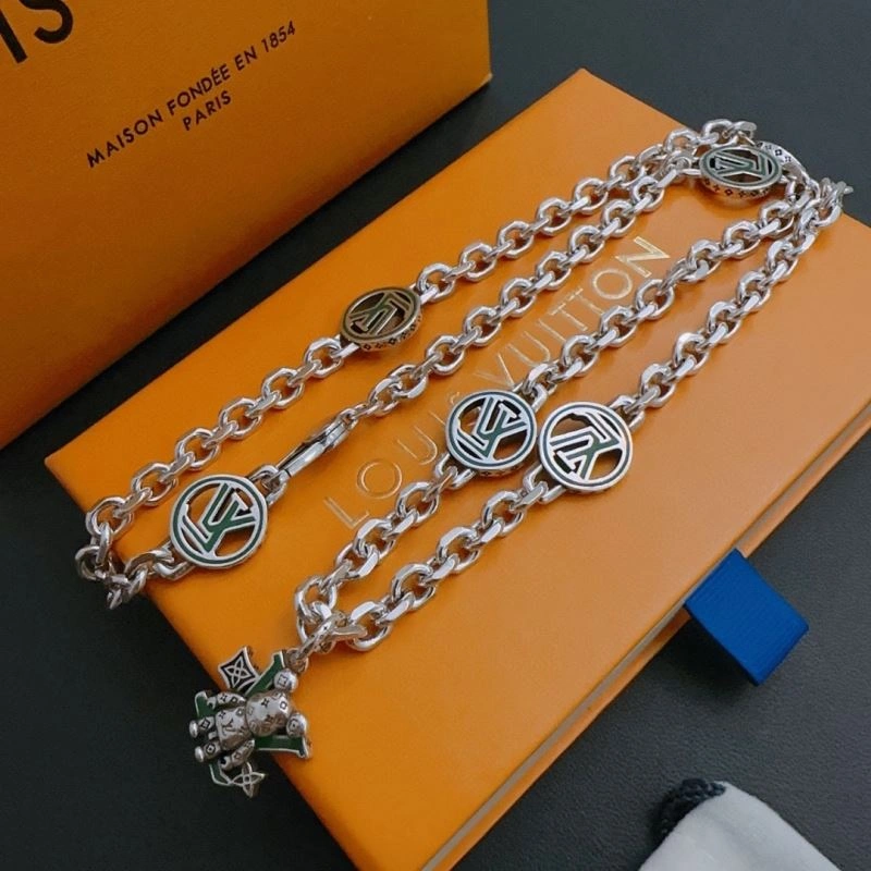 EyeCatching LX Necklaces 311405
