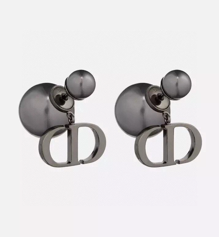 Efficient Christian Dxxr Earrings 295253