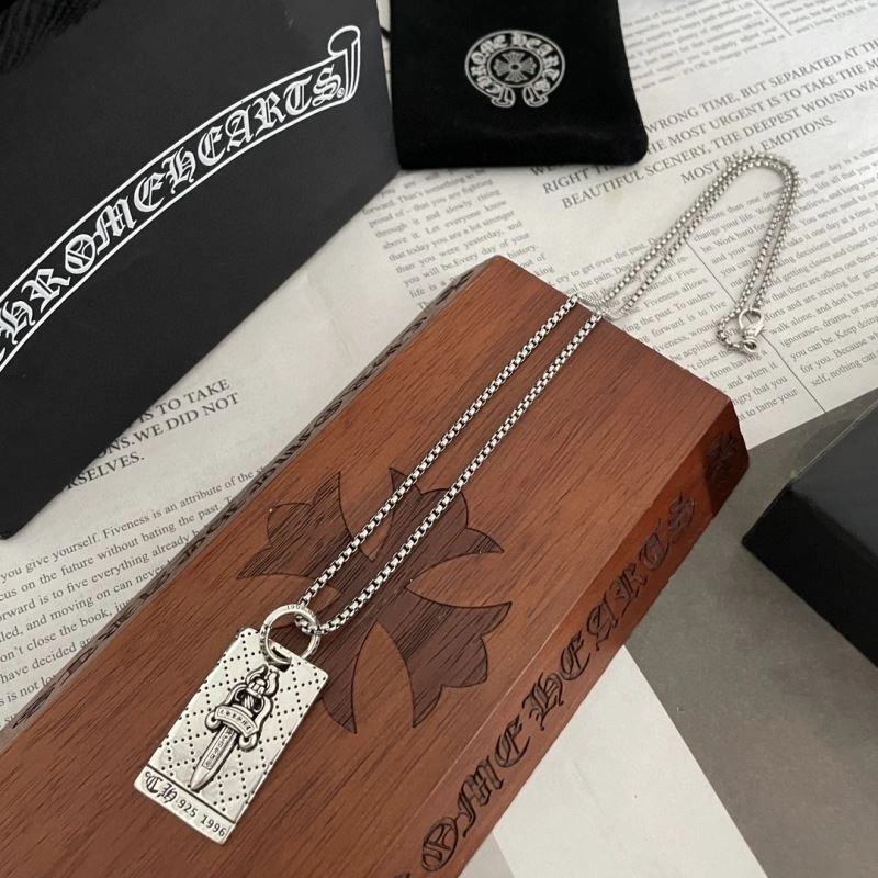 Chrxmx Hxxrts Necklaces SportInspired 300595