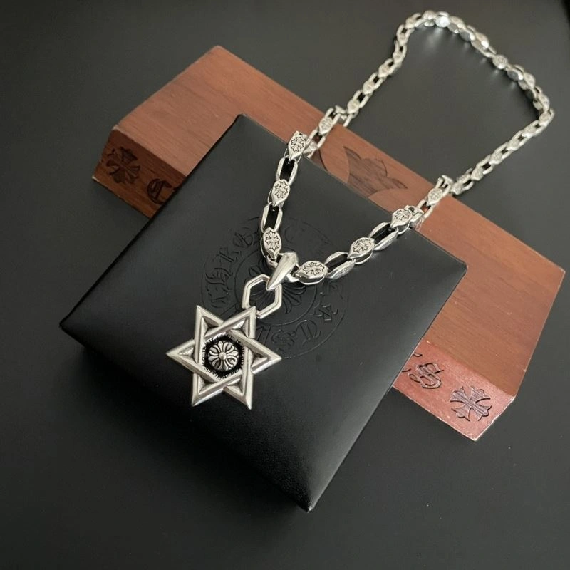 Compact Chrxmx Hxxrts Necklaces 300593