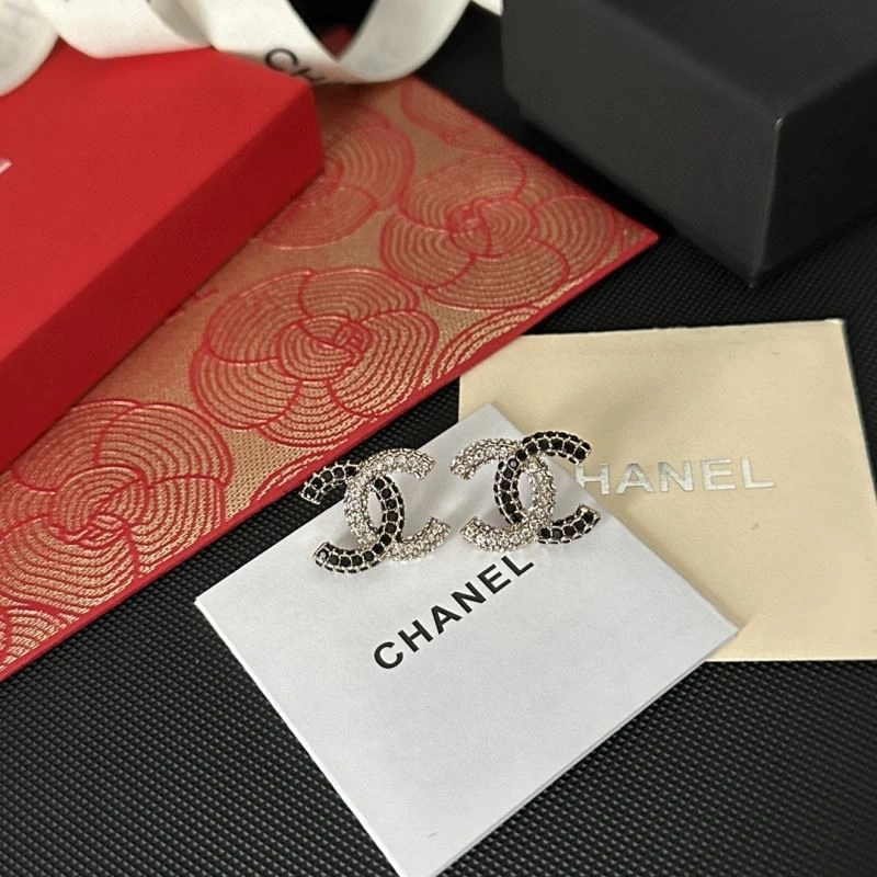 Cozy Chxnxl Earrings 291070