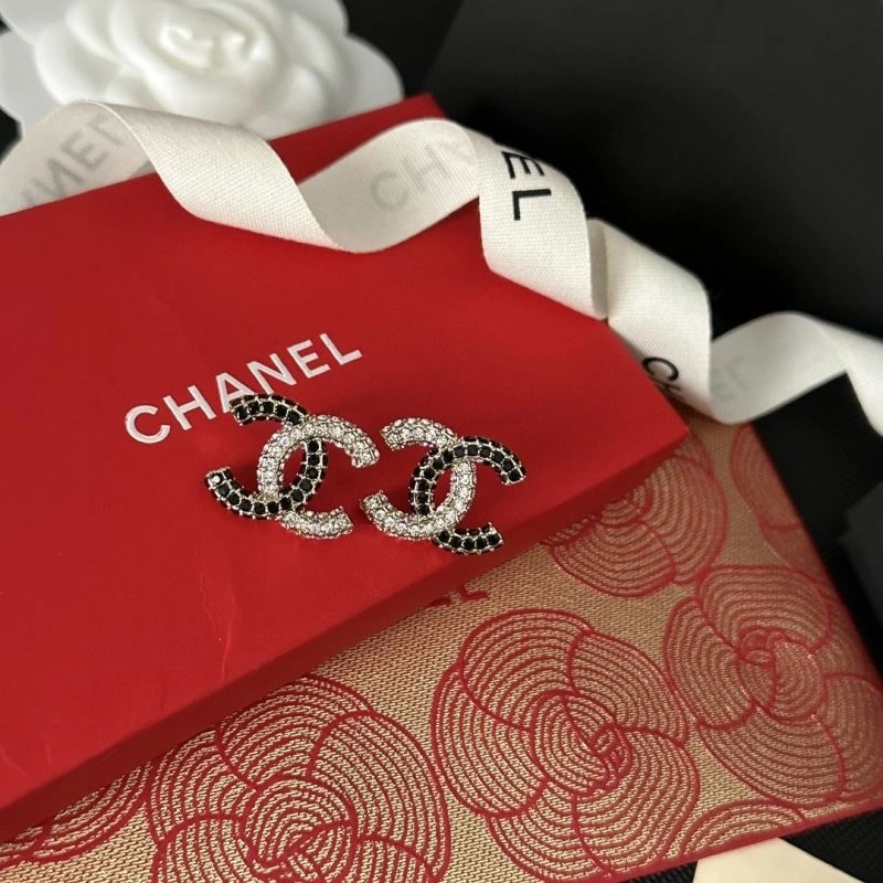 Cozy Chxnxl Earrings 291070