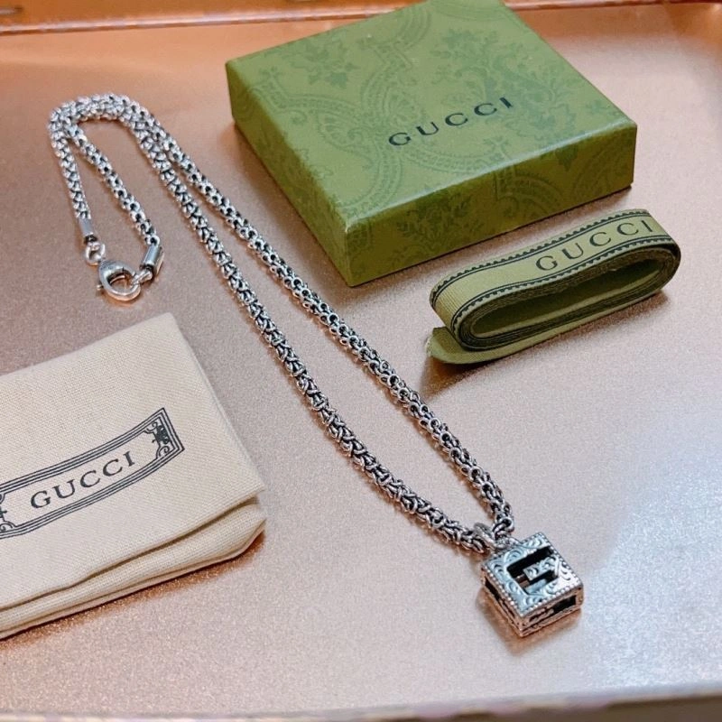 Durable Gxccx Necklaces 306150