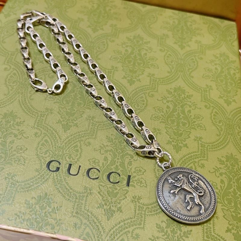 Sleek Gxccx Necklaces 306144