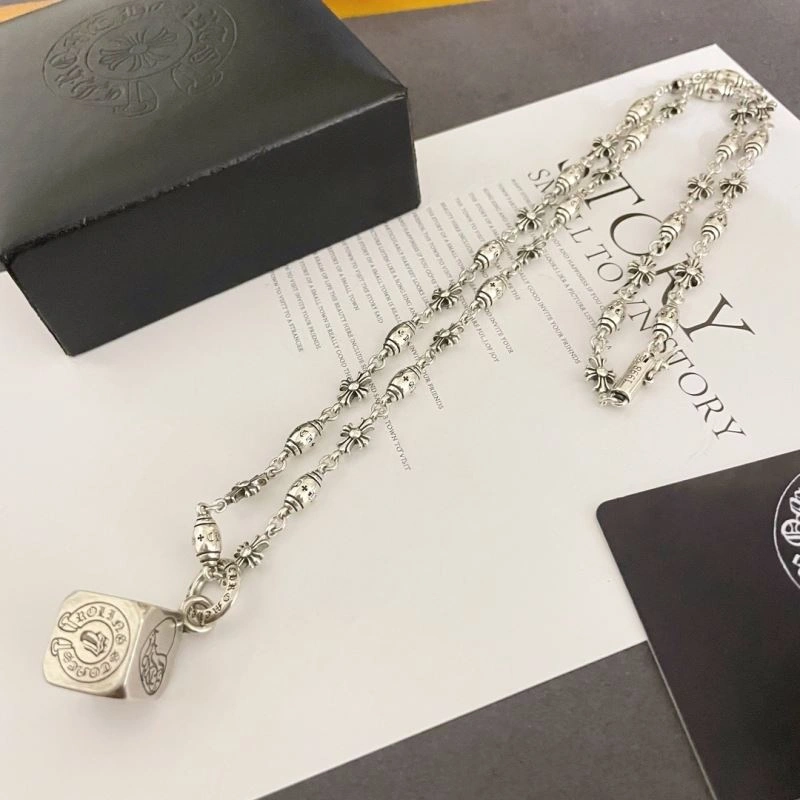 Chrxmx Hxxrts Necklaces EyeCatching 300581